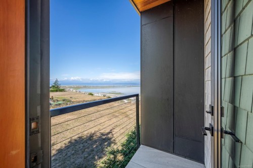 9046 Clarkson Ave, Black Creek, BC 