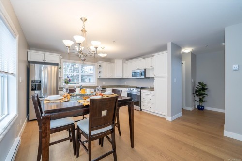 #4-601 Nelson St, Esquimalt, BC 