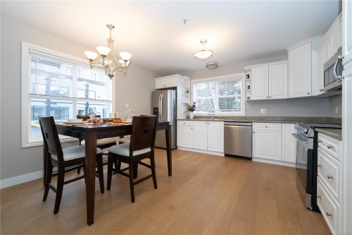 #4-601 Nelson St, Esquimalt, BC 