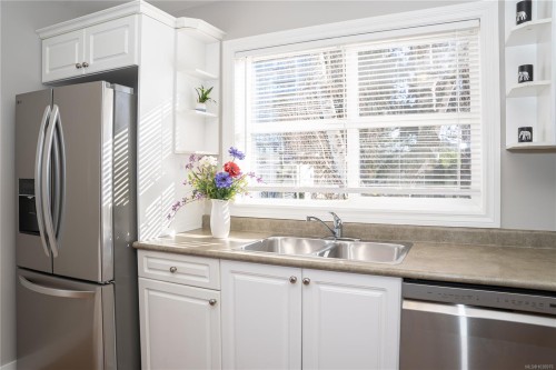 #4-601 Nelson St, Esquimalt, BC 