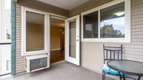 306-135 Ziprick Road, Kelowna, BC 