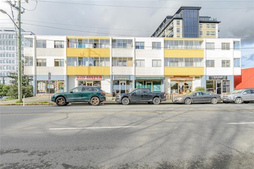 #210-1315 Esquimalt Rd, Esquimalt, BC 