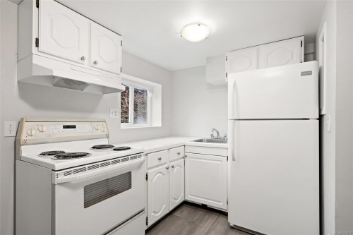 #3020-3022 Donald St, Saanich, BC 