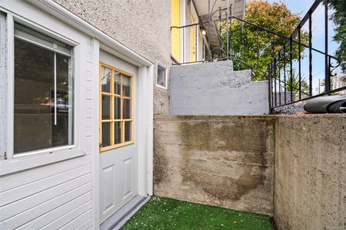 #3020-3022 Donald St, Saanich, BC 