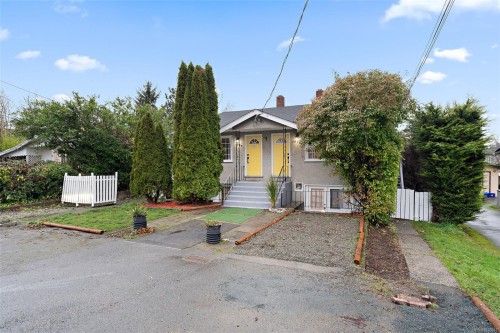 #3020-3022 Donald St, Saanich, BC 