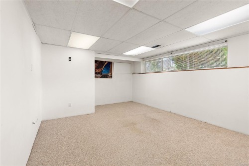 3955 Emerald Pl, Saanich, BC 