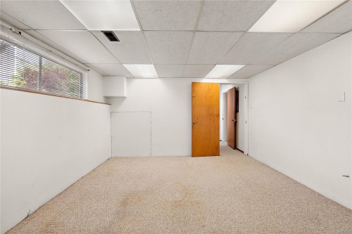 3955 Emerald Pl, Saanich, BC 
