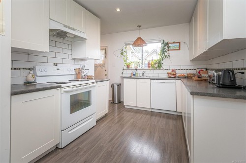 1905 Richardson St, Victoria, BC 