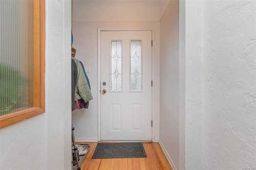 1905 Richardson St, Victoria, BC 