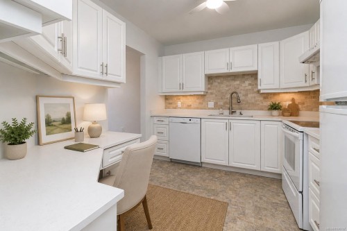 #310-73 Gorge Rd West, Saanich, BC 