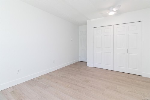 #310-73 Gorge Rd West, Saanich, BC 