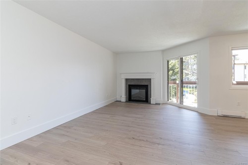 #310-73 Gorge Rd West, Saanich, BC 