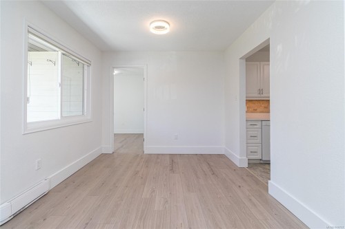 #310-73 Gorge Rd West, Saanich, BC 