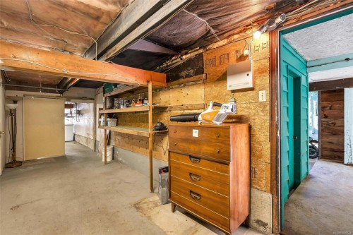 1105 Bourban Rd, Mill Bay, BC 