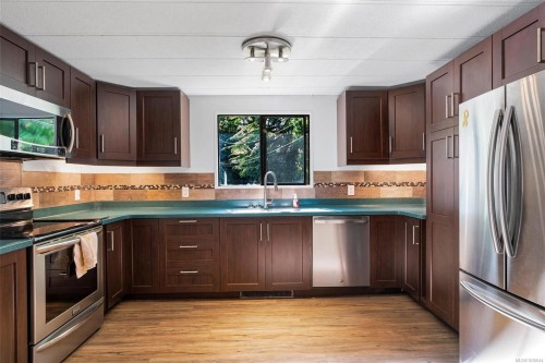 1105 Bourban Rd, Mill Bay, BC 