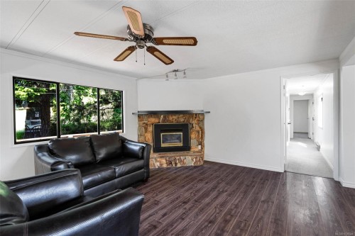 1105 Bourban Rd, Mill Bay, BC 