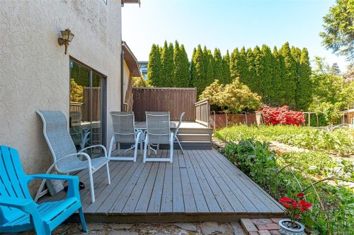 484 Goldstream Ave, Langford, BC 