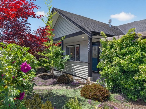 3305 Ninth St, Cumberland, BC 