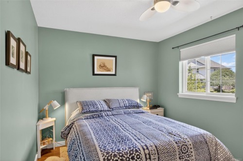 3305 Ninth St, Cumberland, BC 