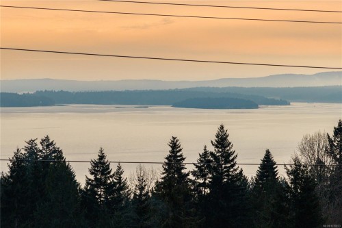 439 Thetis Dr, Ladysmith, BC 