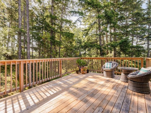 5000 Sooke Hanger Dr, Sooke, BC 