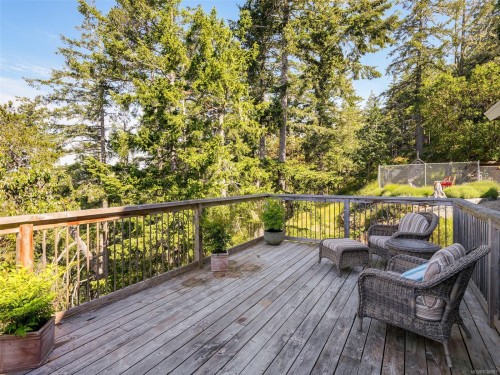 5000 Sooke Hanger Dr, Sooke, BC 