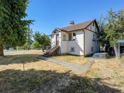 8 Camden Ave, View Royal, BC 