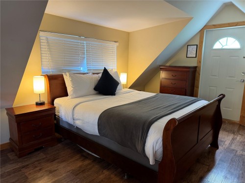 #5-1028 Tyee Terr, Ucluelet, BC 