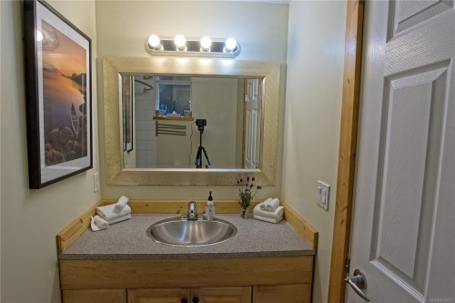 #5-1028 Tyee Terr, Ucluelet, BC 