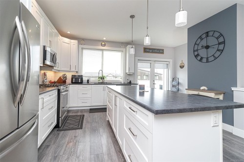 1921 Tominny Rd, Sooke, BC 