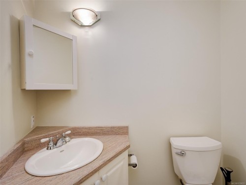 560 Wilderness Pl, Sooke, BC 