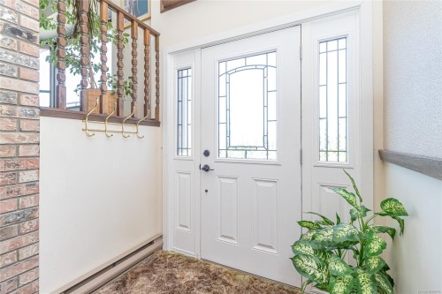 1398 Haida Rd, Duncan, BC 