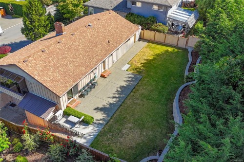 1398 Haida Rd, Duncan, BC 