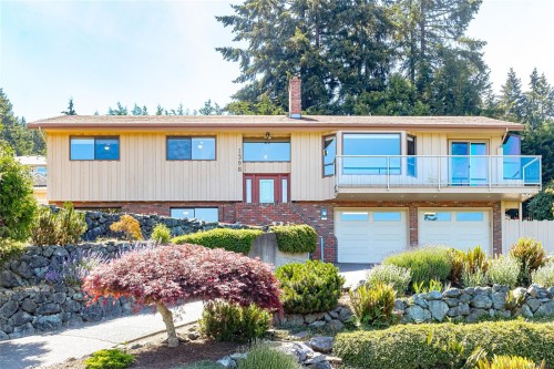 1398 Haida Rd, Duncan, BC 