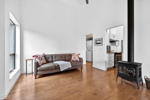 102 Village Terr, Salt Spring, BC 