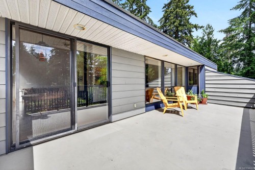 102 Village Terr, Salt Spring, BC 