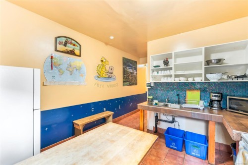 1608 Quadra St, Victoria, BC 