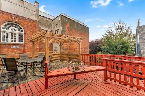 1608 Quadra St, Victoria, BC 