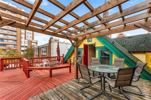1608 Quadra St, Victoria, BC 