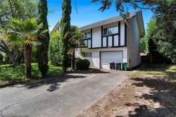 4094 Dawnview Cres Saanich, BC V8N 5K1
