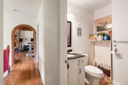 4094 Dawnview Cres, Saanich, BC 