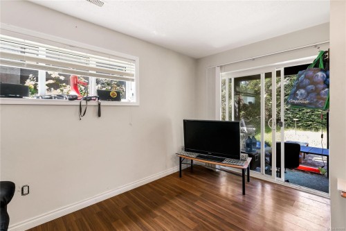 4094 Dawnview Cres, Saanich, BC 