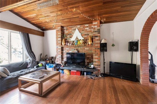 4094 Dawnview Cres, Saanich, BC 