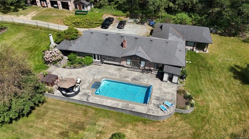 2440 Roome Rd, Duncan, BC 