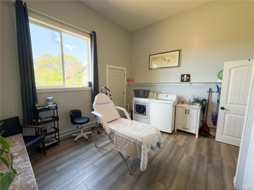 2440 Roome Rd, Duncan, BC 
