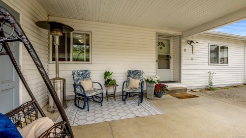 #102-2200 Lambert Dr, Courtenay, BC 