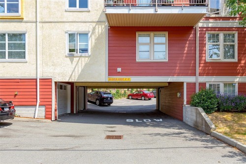 #305-908 Brock Ave  Langford, BC V9B 3C6