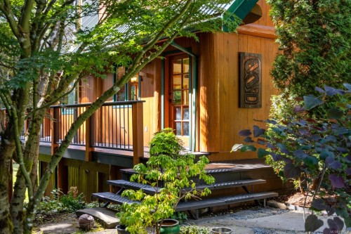 900 Spider Lake Rd, Qualicum Beach, BC 