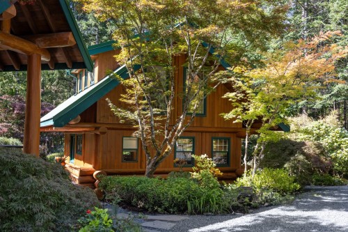 900 Spider Lake Rd, Qualicum Beach, BC 