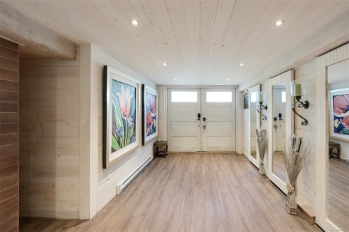 867 Victoria Ave, Oak Bay, BC 
